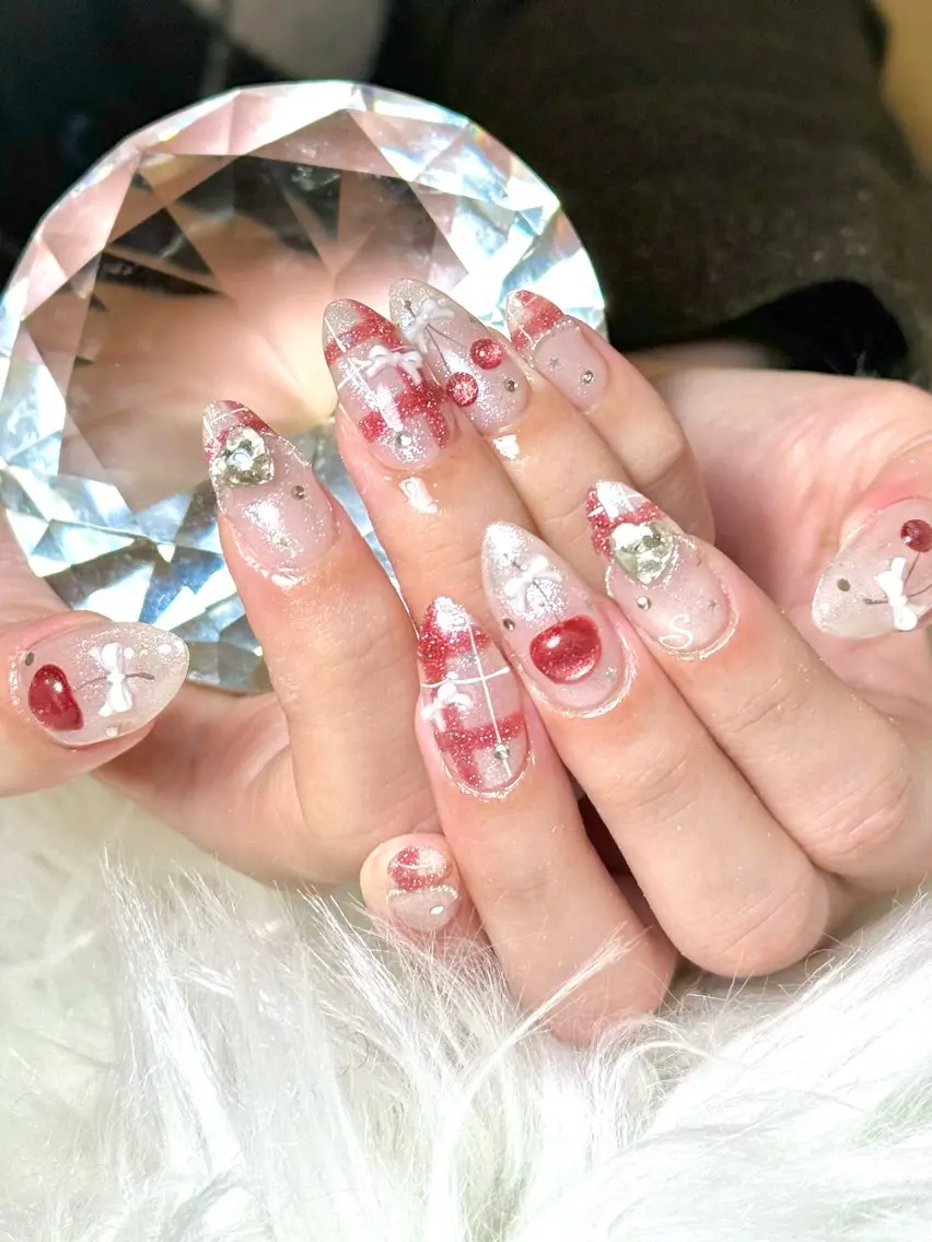 ネイル ハンドネイル ルシイ🎀新宿長さ 出しパーツ専門店のネイルデザイン