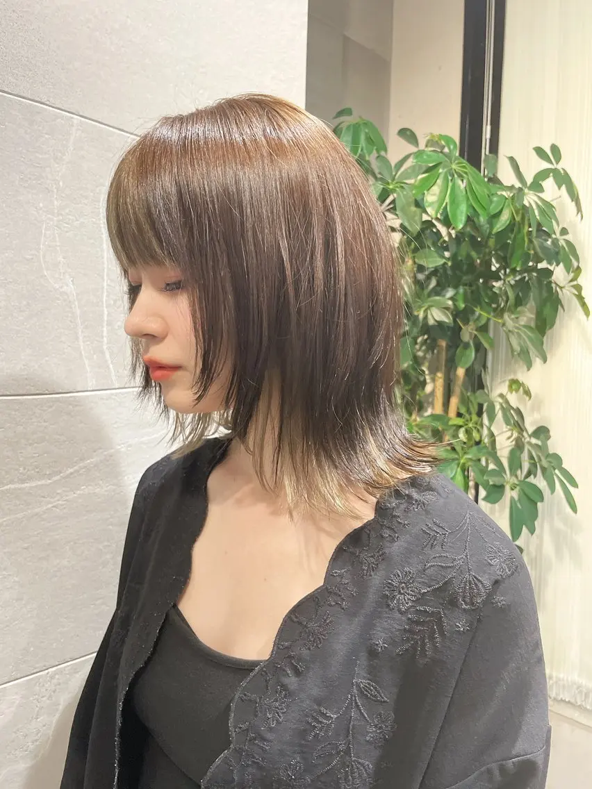 ミディアム ウルフカット ウルフカット/ ハッシュカット/山路のヘアスタイル