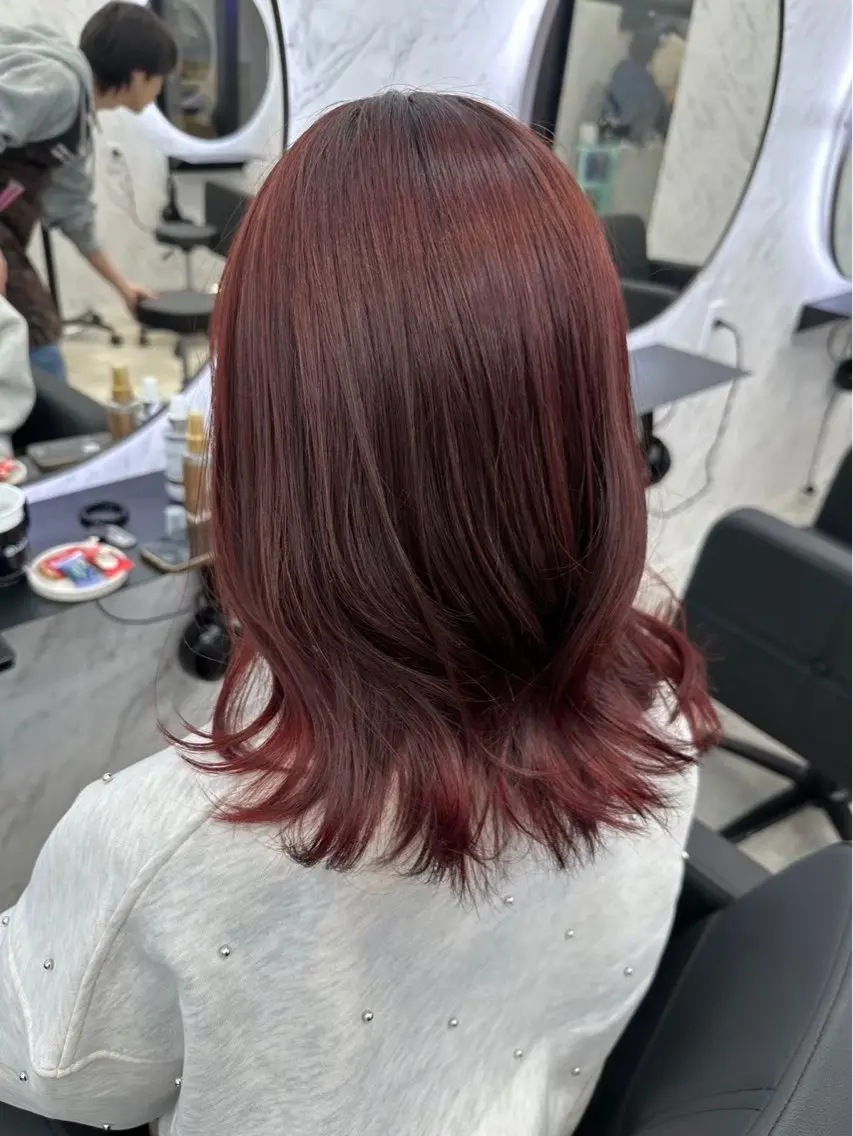 ミディアム カラー レッドカラー 韓国ヘア🎀 /♡𝓝𝓸𝓪♡のヘアスタイル