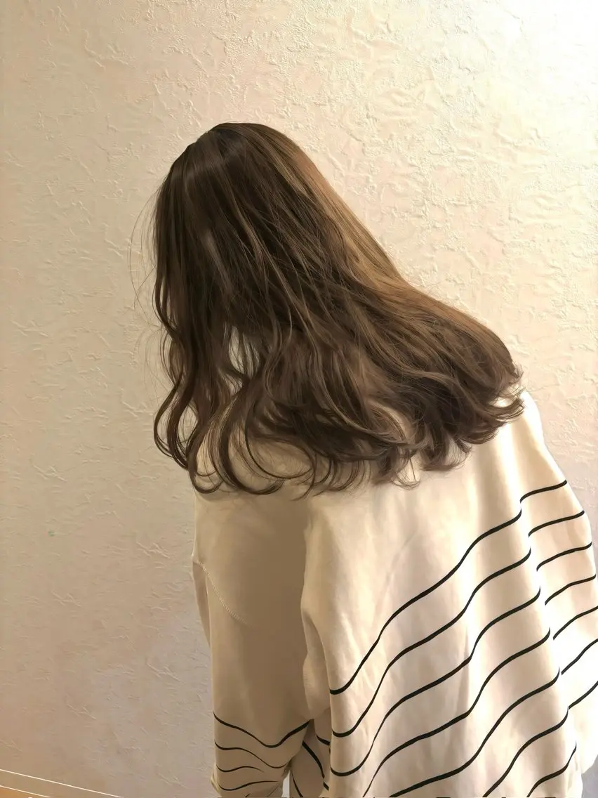 ロング 透明感/エクステ Veluaのヘアスタイル