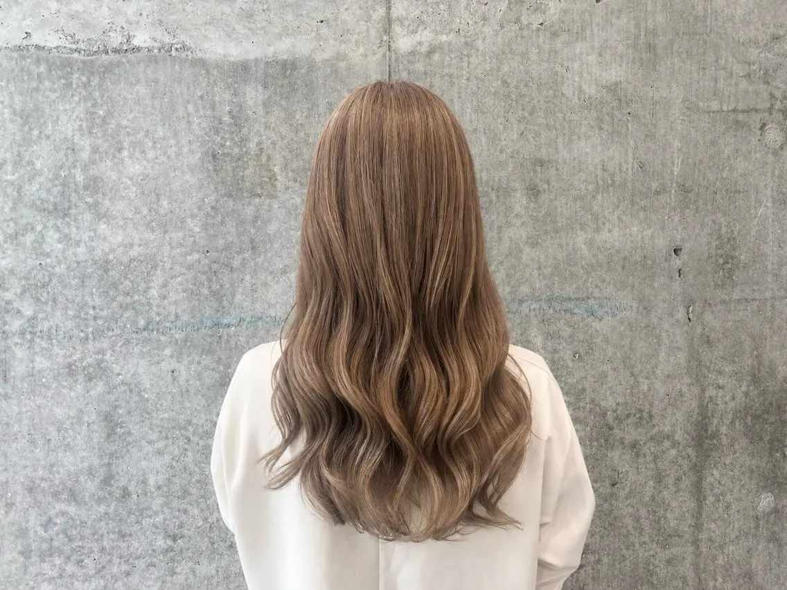 セミロング カラー 蓮見友里 PiSTA/portのヘアスタイル