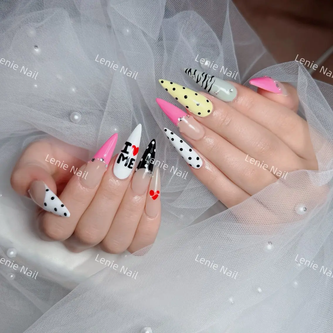 ネイル アートネイル 持ち込み ワンホンネイル ハンドネイル Lenie Nail Salonのネイルデザイン
