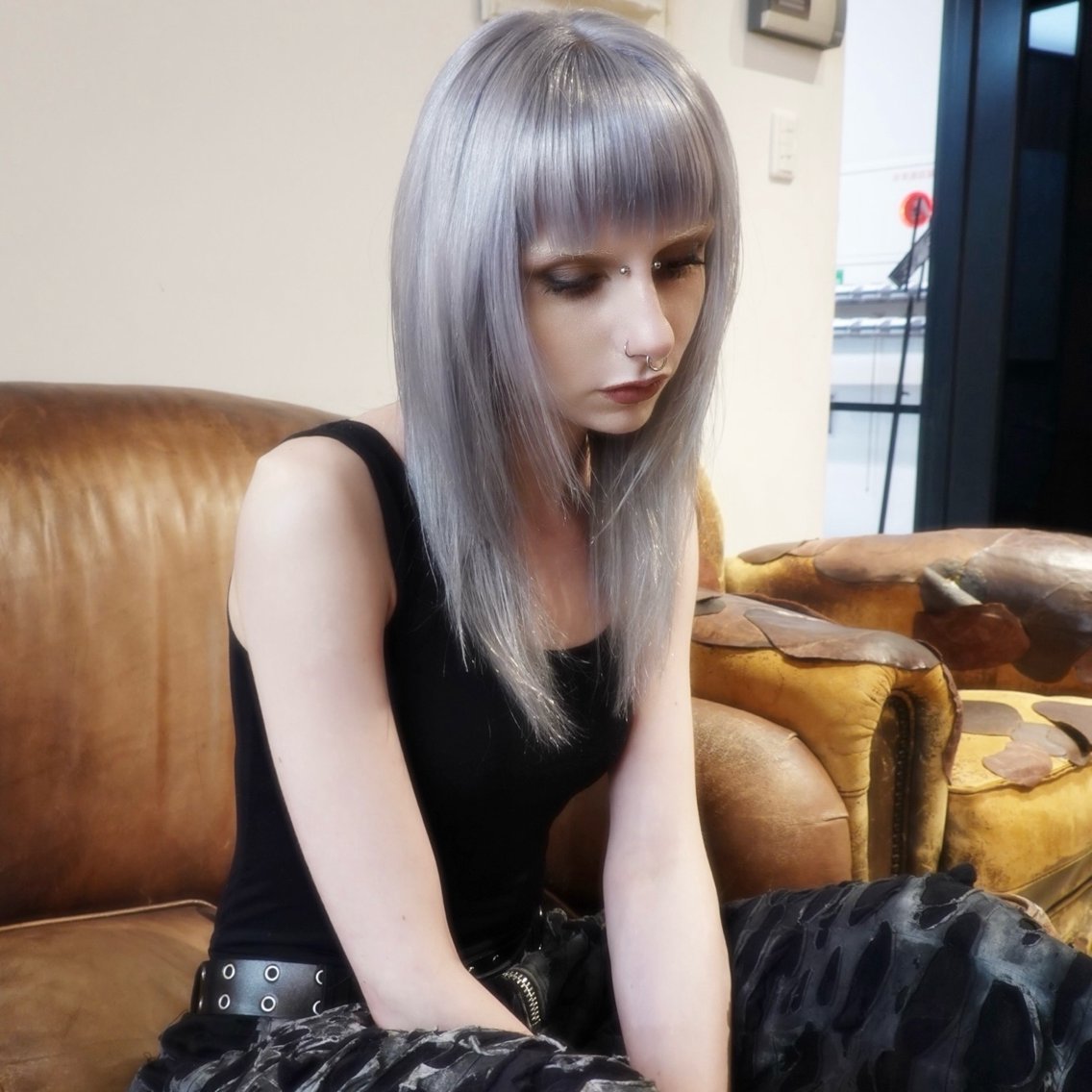 ロング カラー シルバー ホワイトシルバー ヘアカラー ヘアブレイズ˚✧₊⁎ ﾚｲﾔｰToriのヘアスタイル