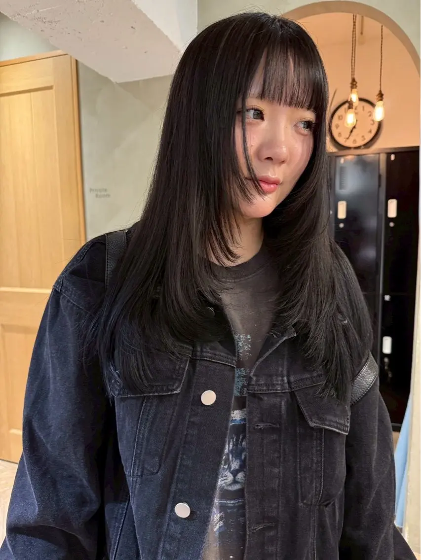 ロング ヘアカラー トリートメント いろは🧤 カラーモデル/栄のヘアスタイル