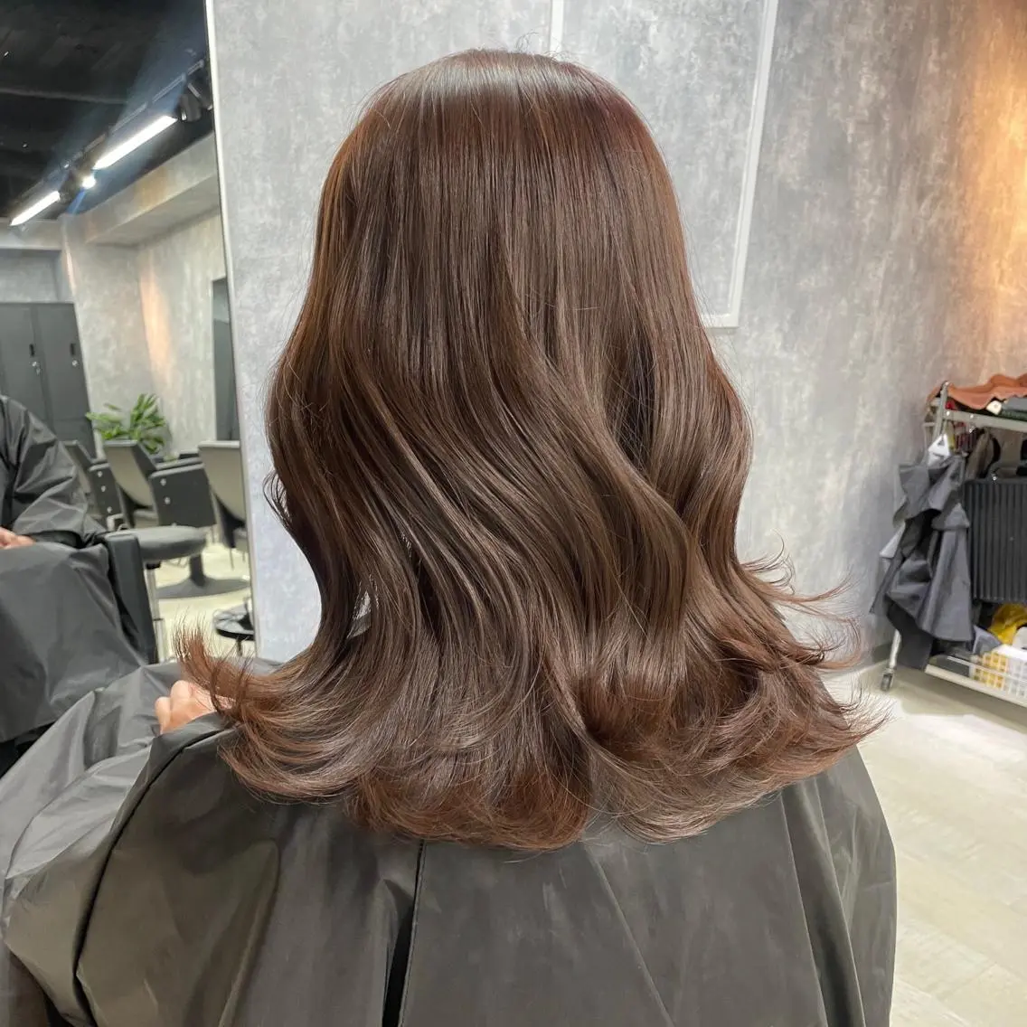ミディアム カラー カット ヘアカラー トリートメント レイヤーカット/韓国 /心斎橋/宮城ほのかのヘアスタイル