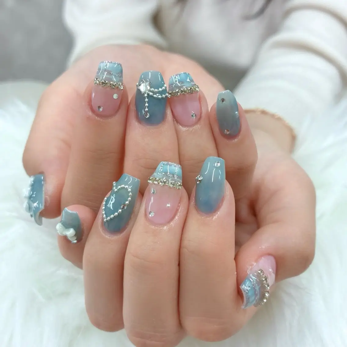 ネイル DuLi Blinkのネイルデザイン