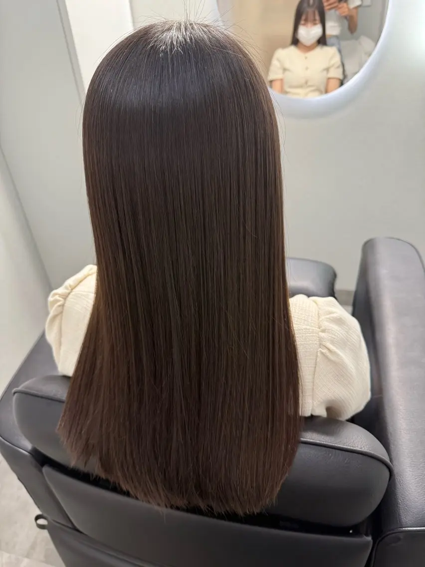 ロング カラー ヘアカラー トリートメント 高橋 葵のヘアスタイル