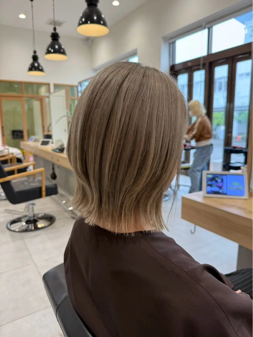 ミディアム カラー ヘアカラー トリートメント ハイトーン💛透明感 カラー/mikaのヘアスタイル