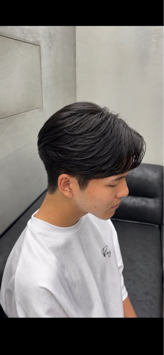ミディアム カット 縮毛矯正 メンズ特化LIBER 山口あこのヘアスタイル
