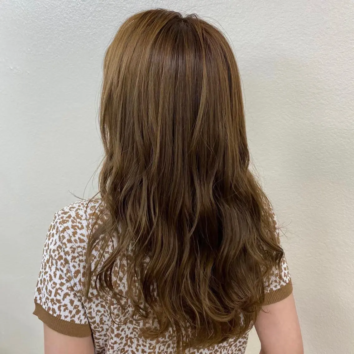 ロング カラー ブラウンカラー マロンブラウン 🍒韓国暖色ヘア NO.1🍒🪽のヘアスタイル