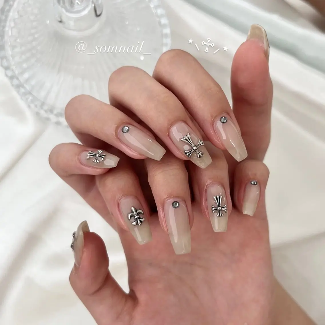 ネイル ジェルネイル 韓国ネイル ワンカラーネイル SOM NAILのネイルデザイン