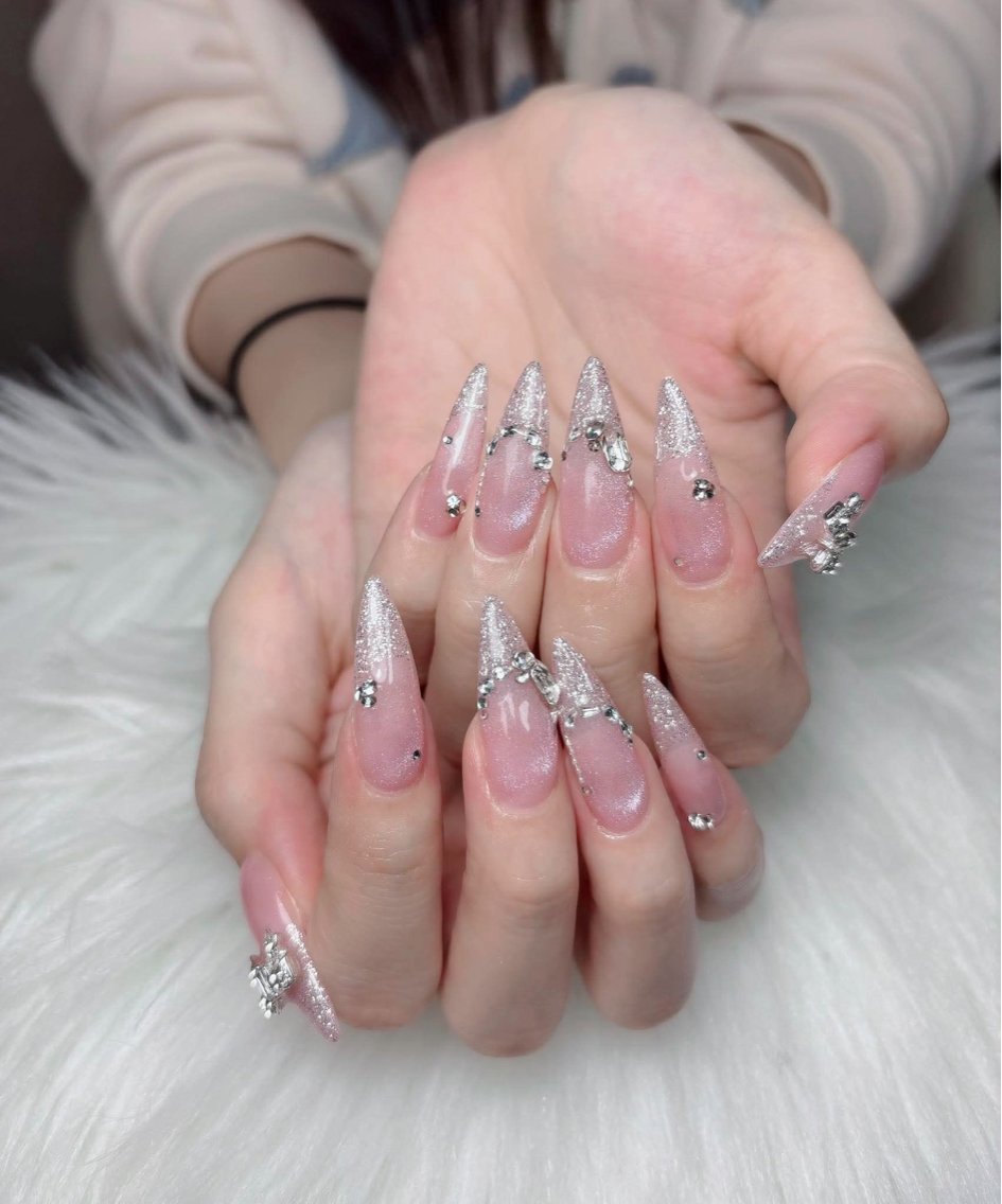 ネイル ハンドネイル Swan Nail Salonのネイルデザイン