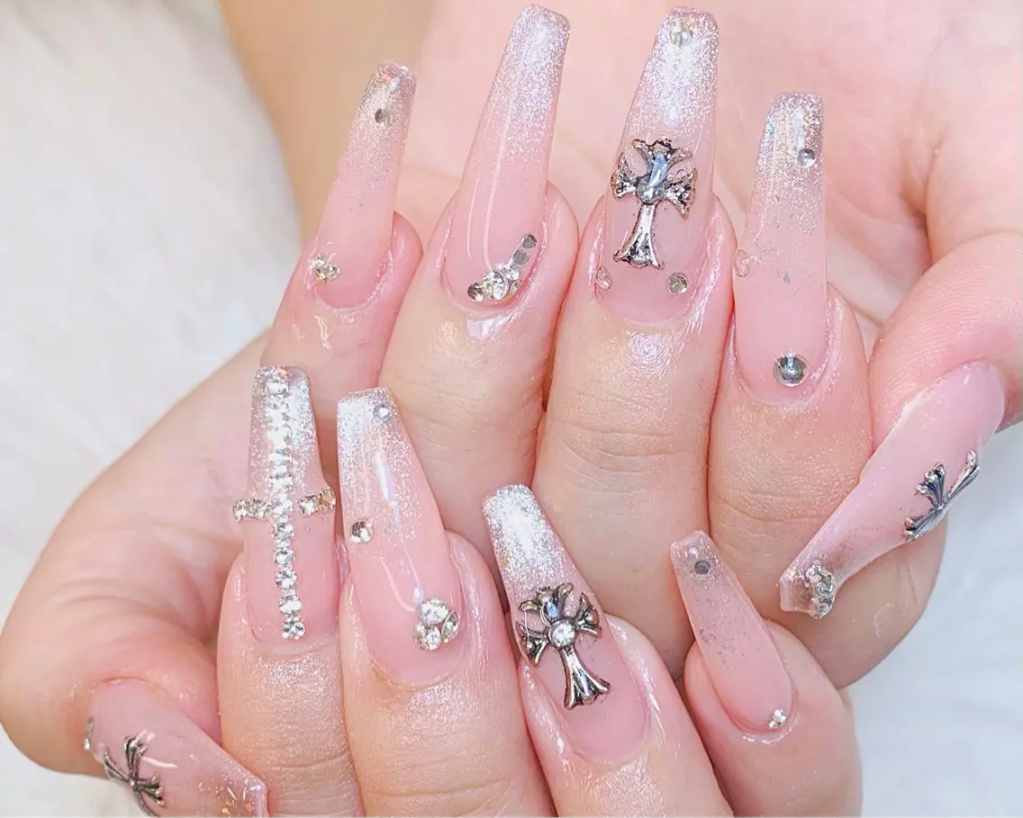 ネイル チークネイル 長さ出し フットネイル 韓国ネイル マグネットネイル ハンドネイル ハンドケア AN NAIL _HOAのネイルデザイン