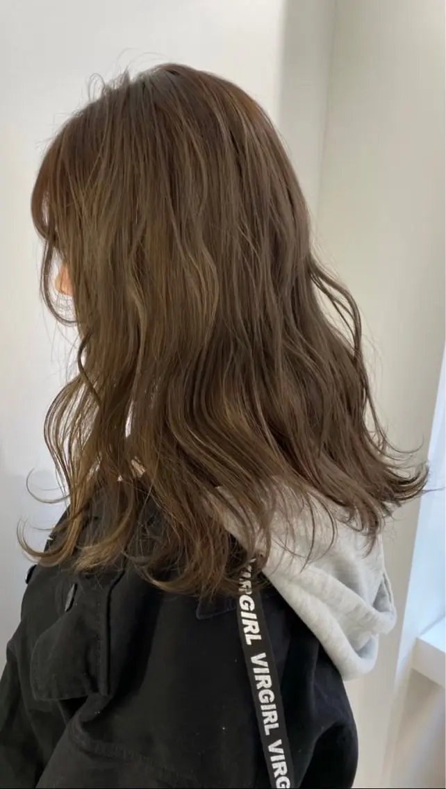 ミディアム ヘアカラー 🌺柔らか透明感 カラー🌊MAMIのヘアスタイル