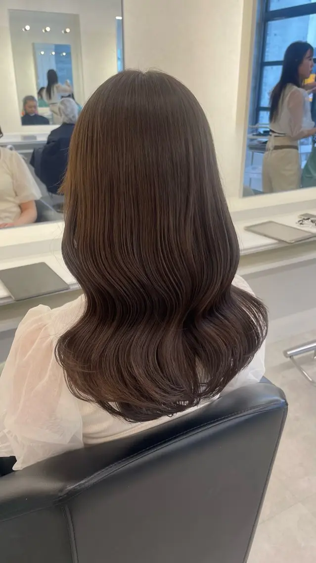 セミロング ヘアカラー Parve Mix/ 平 奈果🎀のヘアスタイル