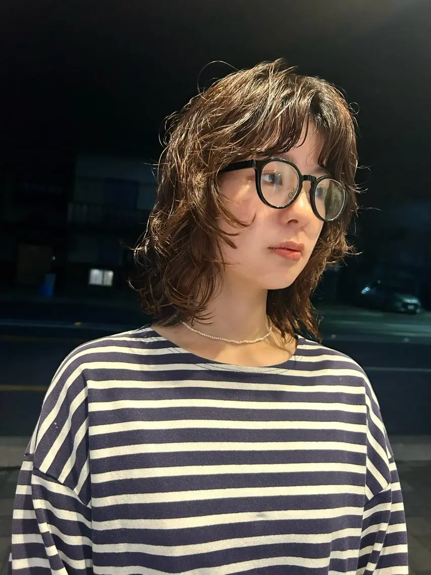 ミディアム ミディアムパーマ ウルフカット カット パーマ 藤原 直希のヘアスタイル