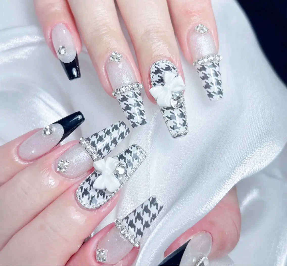 ネイル ハンドネイル M🌷nail 長さだし専門店のネイルデザイン