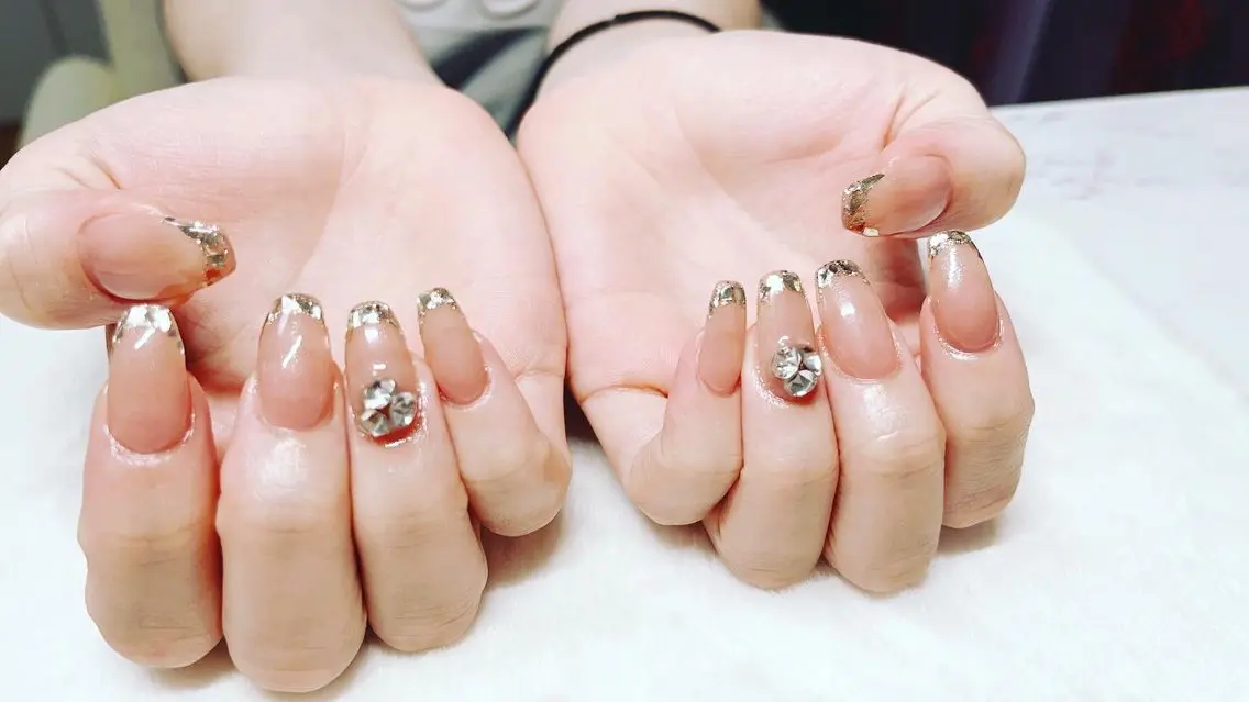 ネイル フレンチネイル ガラスフレンチ ハンドネイル SYU NAILのネイルデザイン