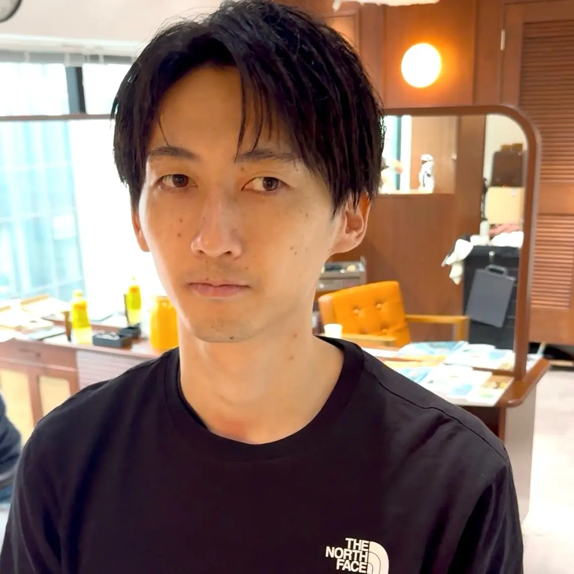 メンズ 🔸ヘアスタイル を主役に🔸村山悟士のヘアスタイル