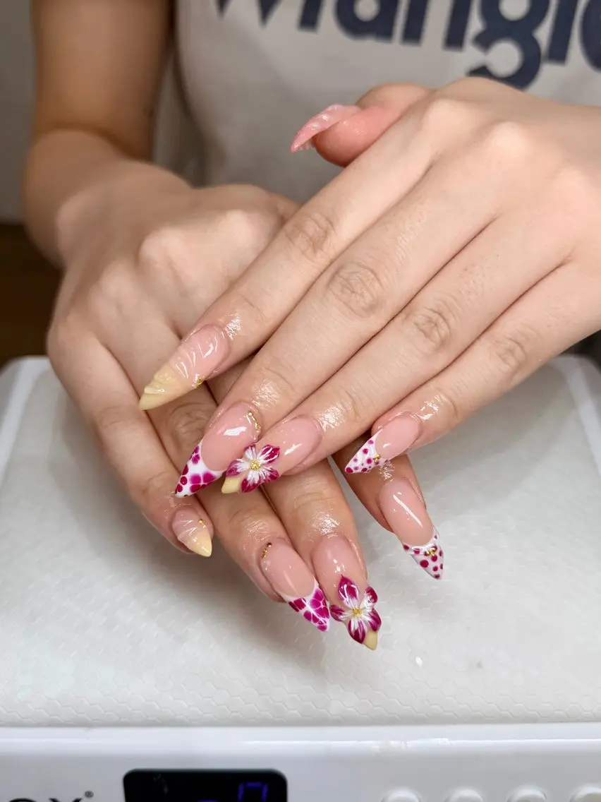 ネイル RUBY NAIL TOYAMAのネイルデザイン