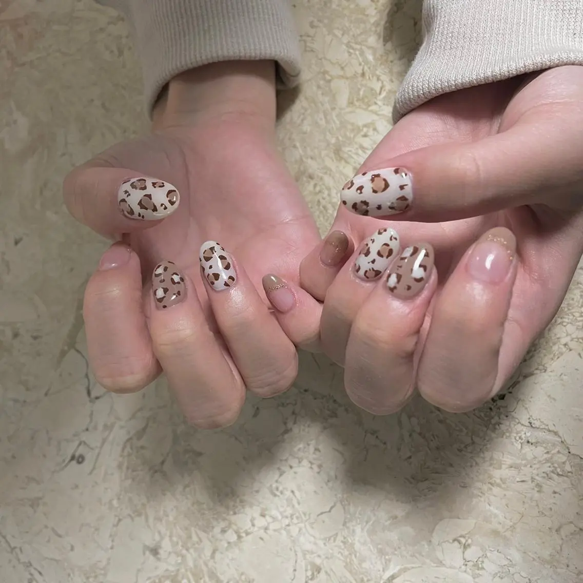 ネイル アニマル柄 アートネイル べっ甲ネイル フレンチネイル ジェルネイル ハンドネイル nail salon mieux(ミュー)のマツエク・マツパデザイン