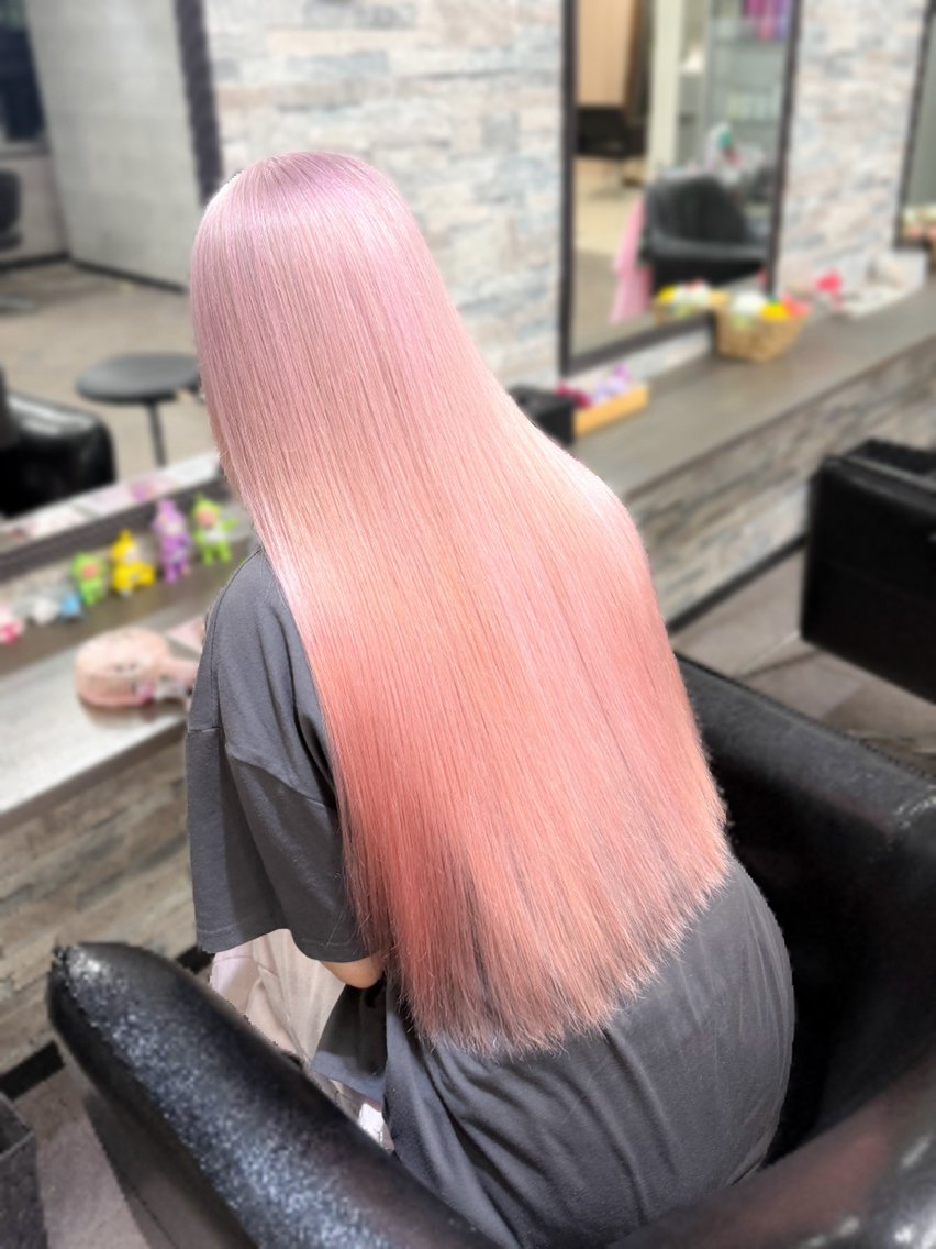 ロング カラー ヘアカラー トリートメント ハイトーンエクステ 🎩カズキ🎩のヘアスタイル