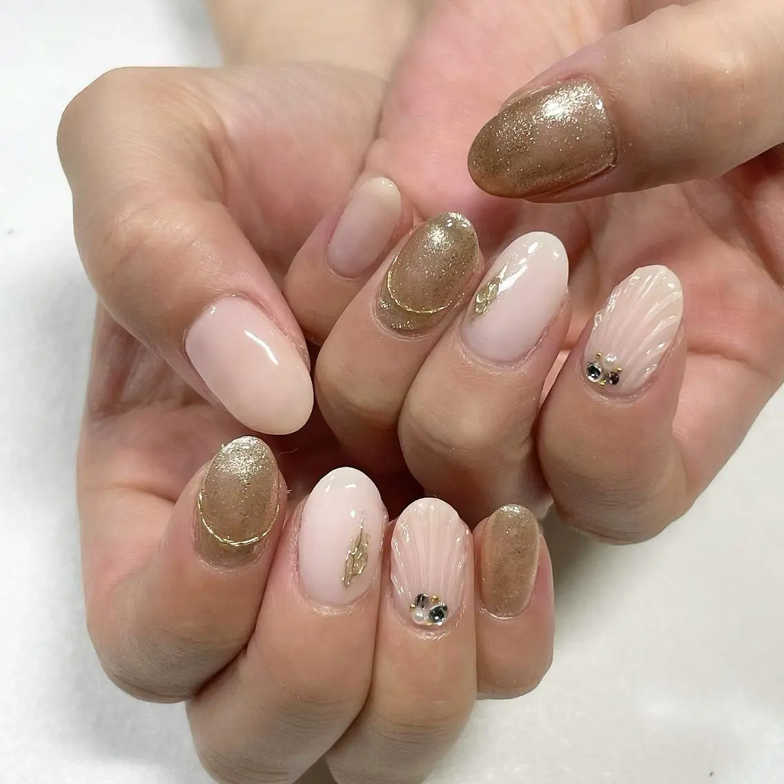 ネイル ジェルネイル 東 千夏のネイルデザイン