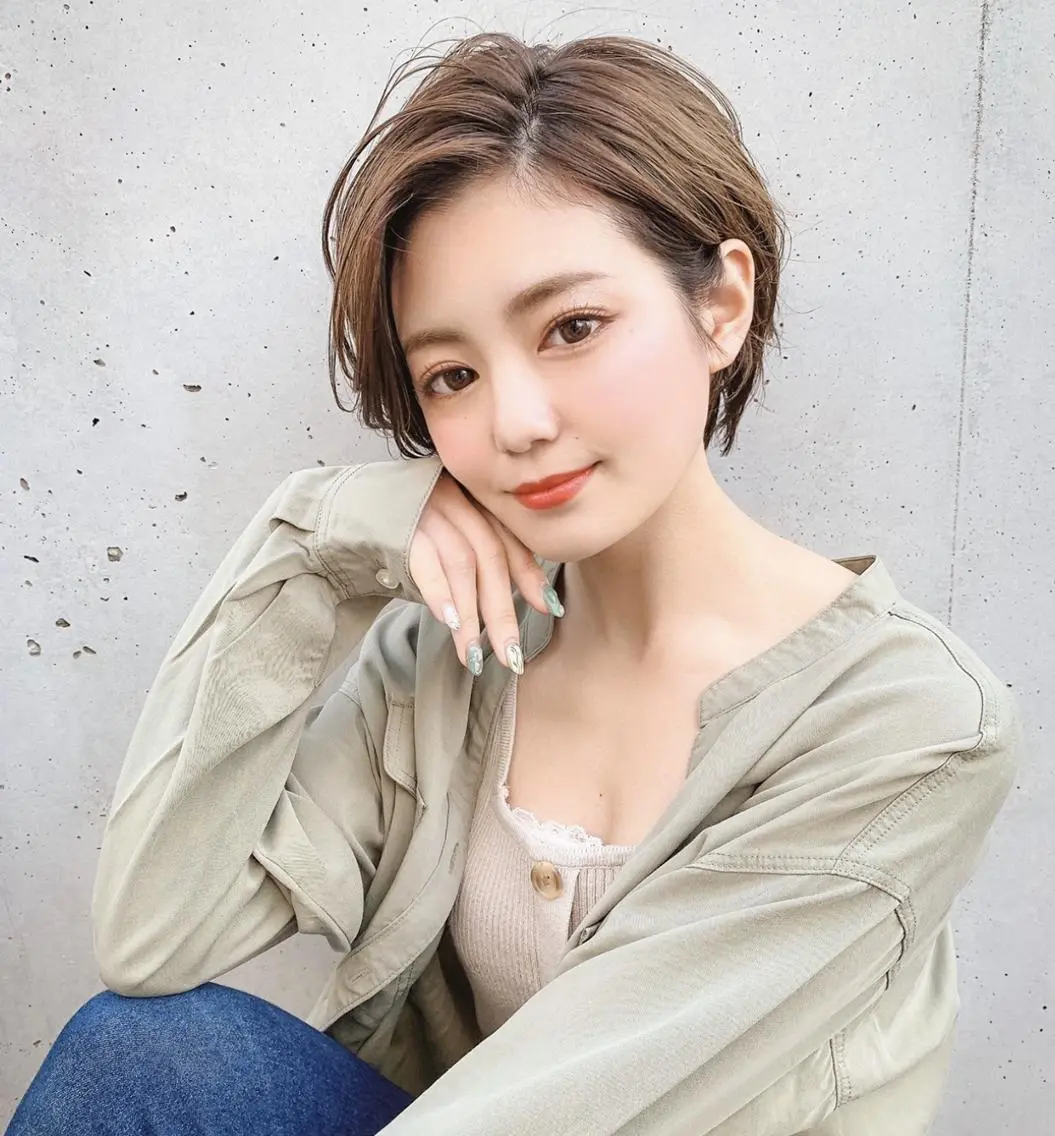 ショート ハイライト 髪質改善 小顔カット 縮毛矯正 トリートメント 髪質改善✨艶髪✨ レイヤーカット 田畑のヘアスタイル