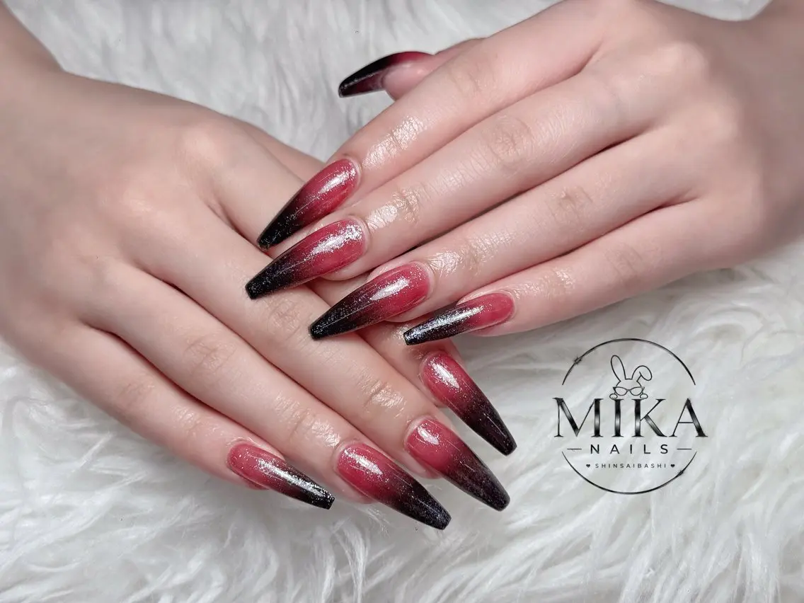 ネイル ガーリー キラキラネイル 韓国ネイル ロングネイル シンプルネイル ハンドネイル 🦊Genie🦊 Mika Nailsのネイルデザイン