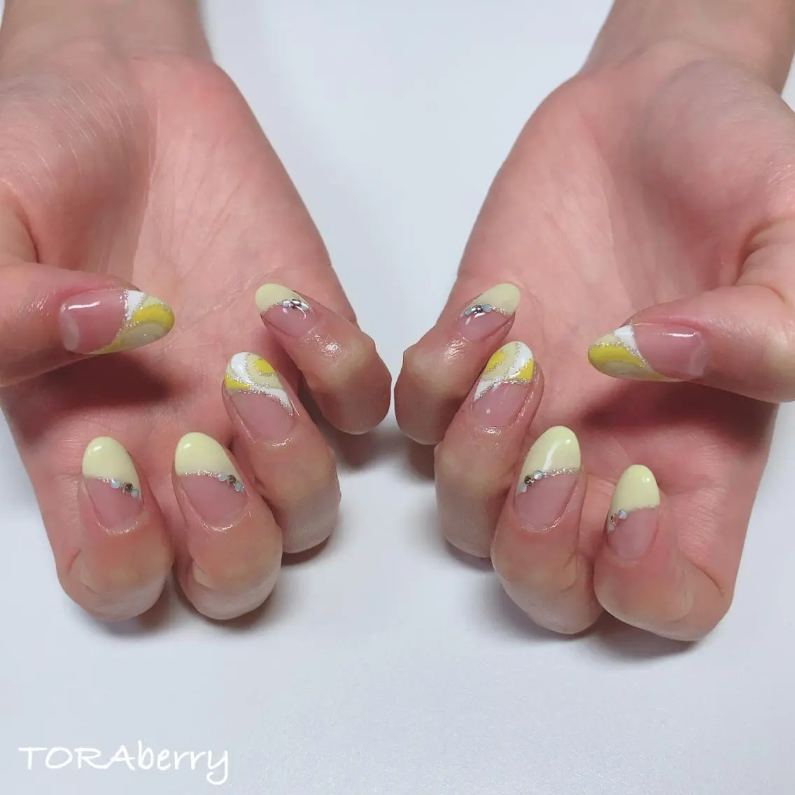ネイル ハンドネイル ネイリスト なつみのネイルデザイン