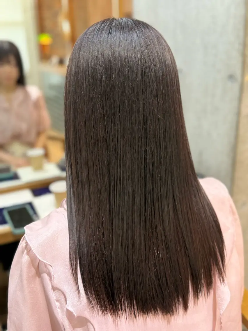 セミロング カラー カット ヘアカラー 縮毛矯正 トリートメント 🎨デザイン🥇 美髪・艶髪　日暮千敬のヘアスタイル