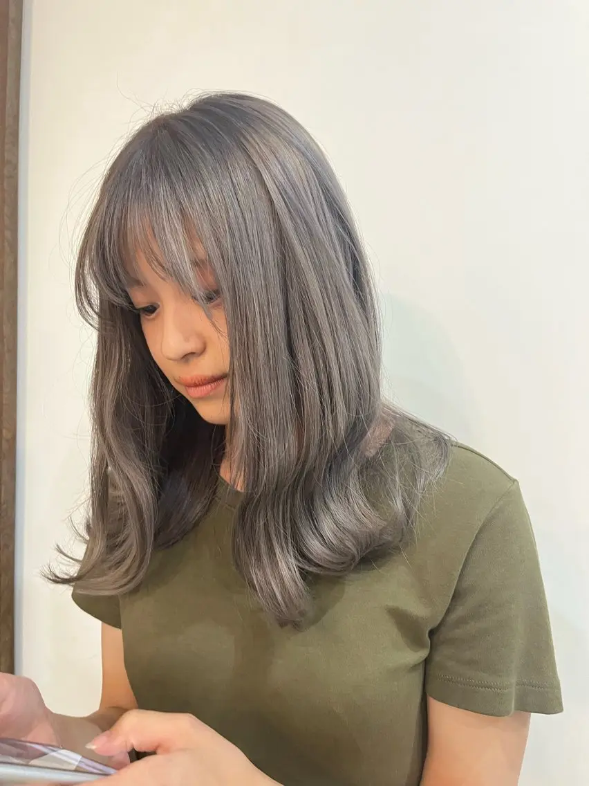 セミロング カラー 透明感カラー パーマ/透明感 🍃Hidetoraのヘアスタイル