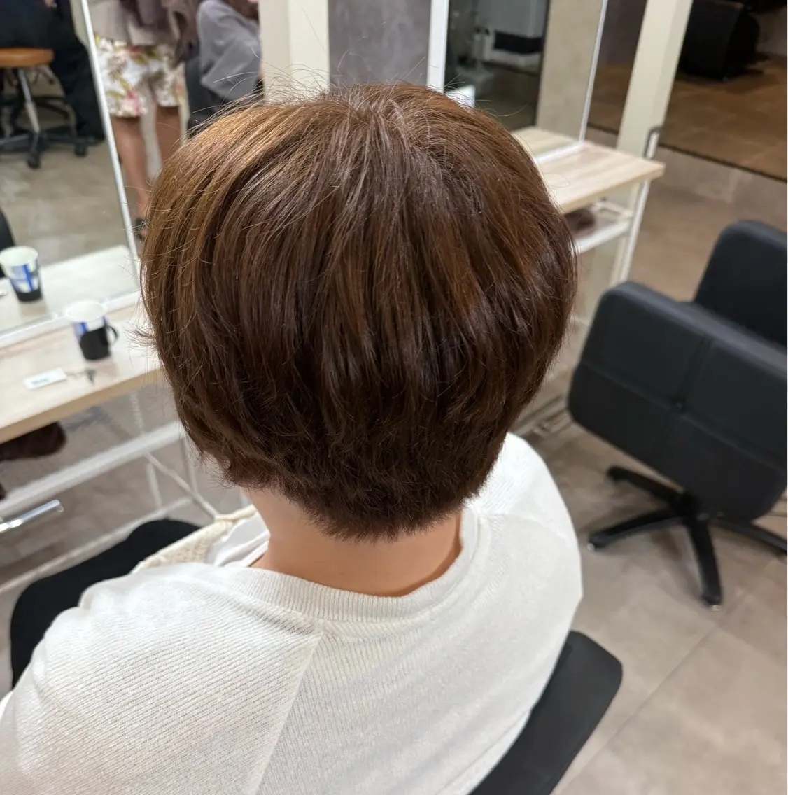 ショート カラー 山村 みはるのヘアスタイル