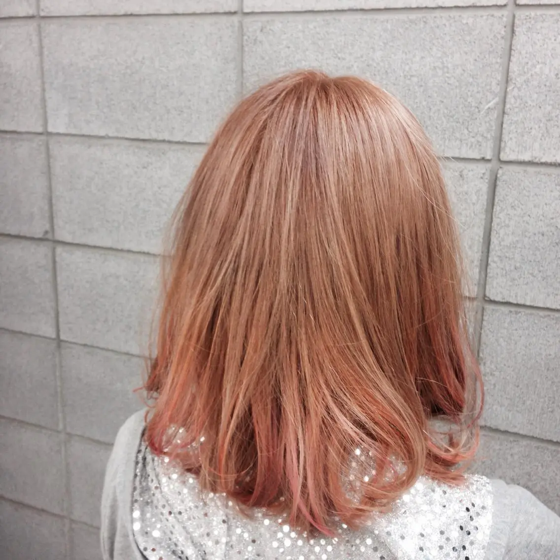 ミディアム カラー ITO YUKIのヘアスタイル