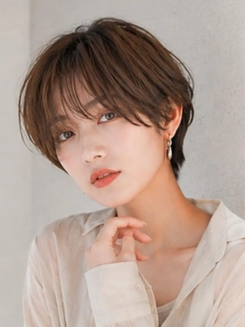 カット+透明感イルミナカラー+BYKLTEトリートメントの写真