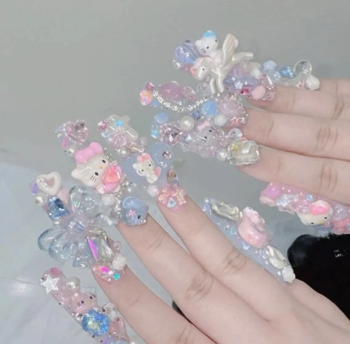 ネイル ハンドネイル Luna Nail.Novaのネイルデザイン
