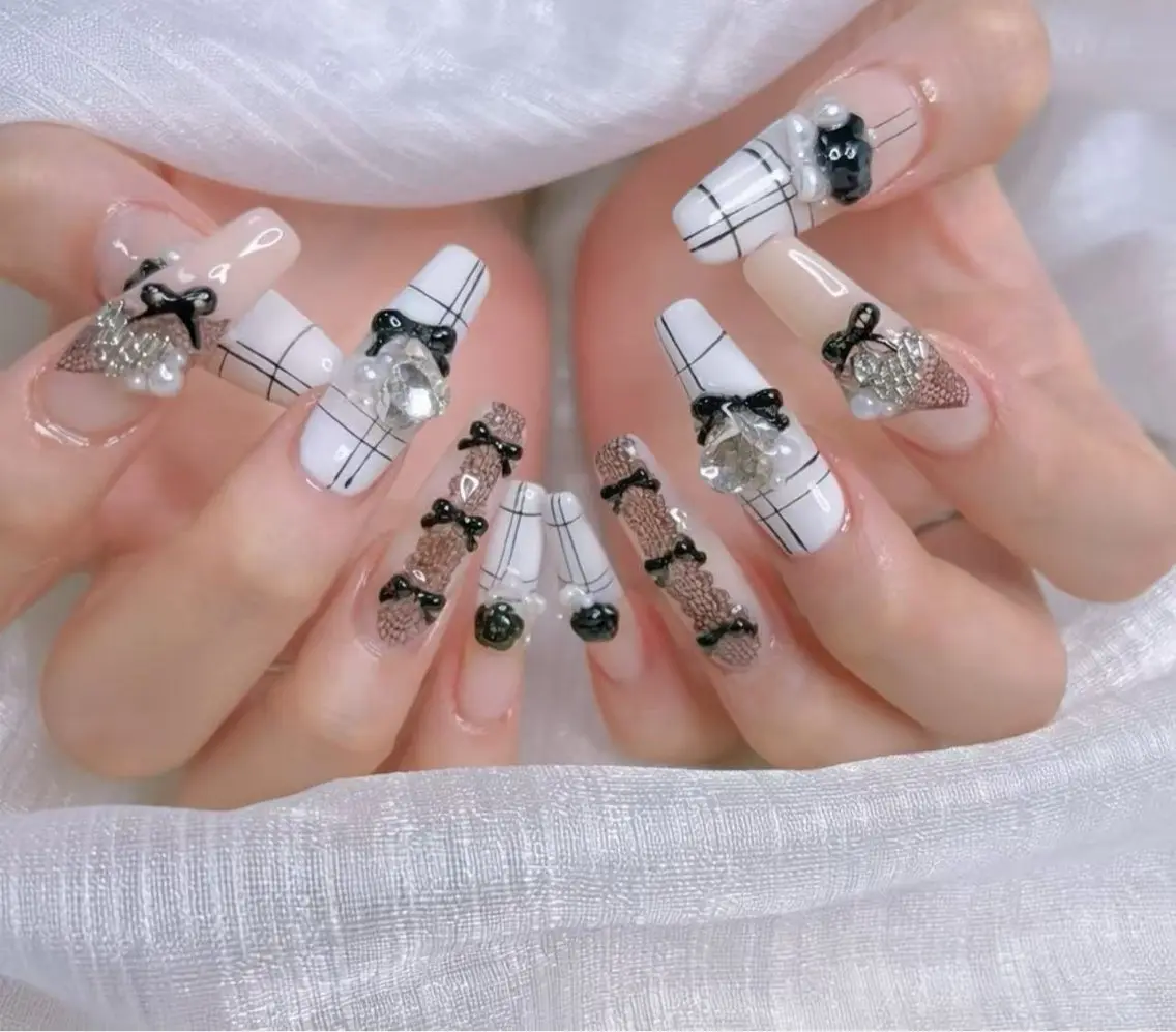 ネイル ハンドネイル MARHCHU NAILのネイルデザイン