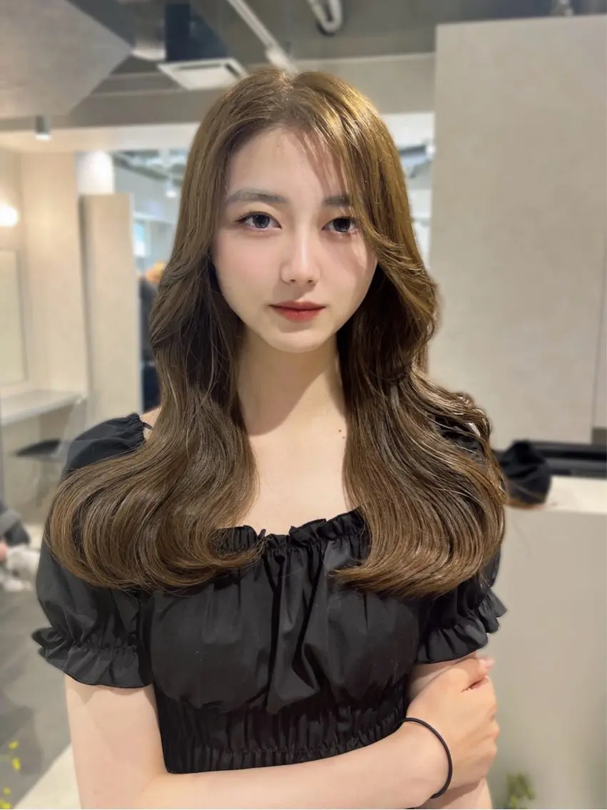 セミロング カラー ベージュカラー ブリーチ ダブルカラー ブリーチなしカラー カット ヘアカラー トリートメント 韓国レイヤー×モテ髪 /MITSUKI🤍のヘアスタイル