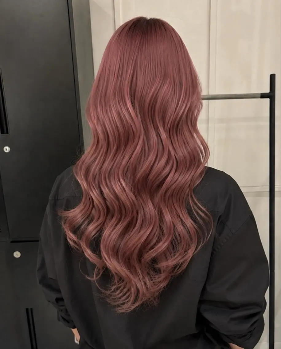 カラー ブリーチ 大阪 天王寺 attraitななかのヘアスタイル