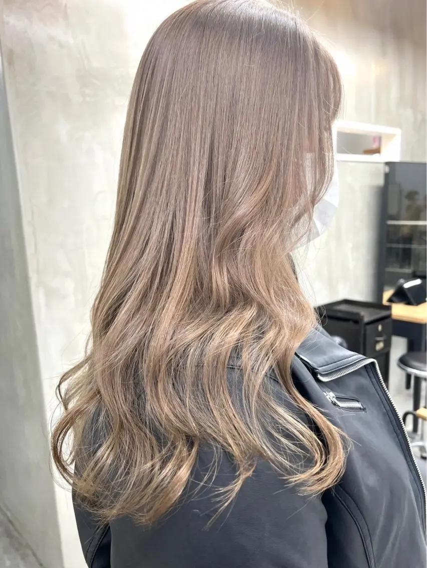 ロング カラー マナ /透明感カラー🩰のヘアスタイル