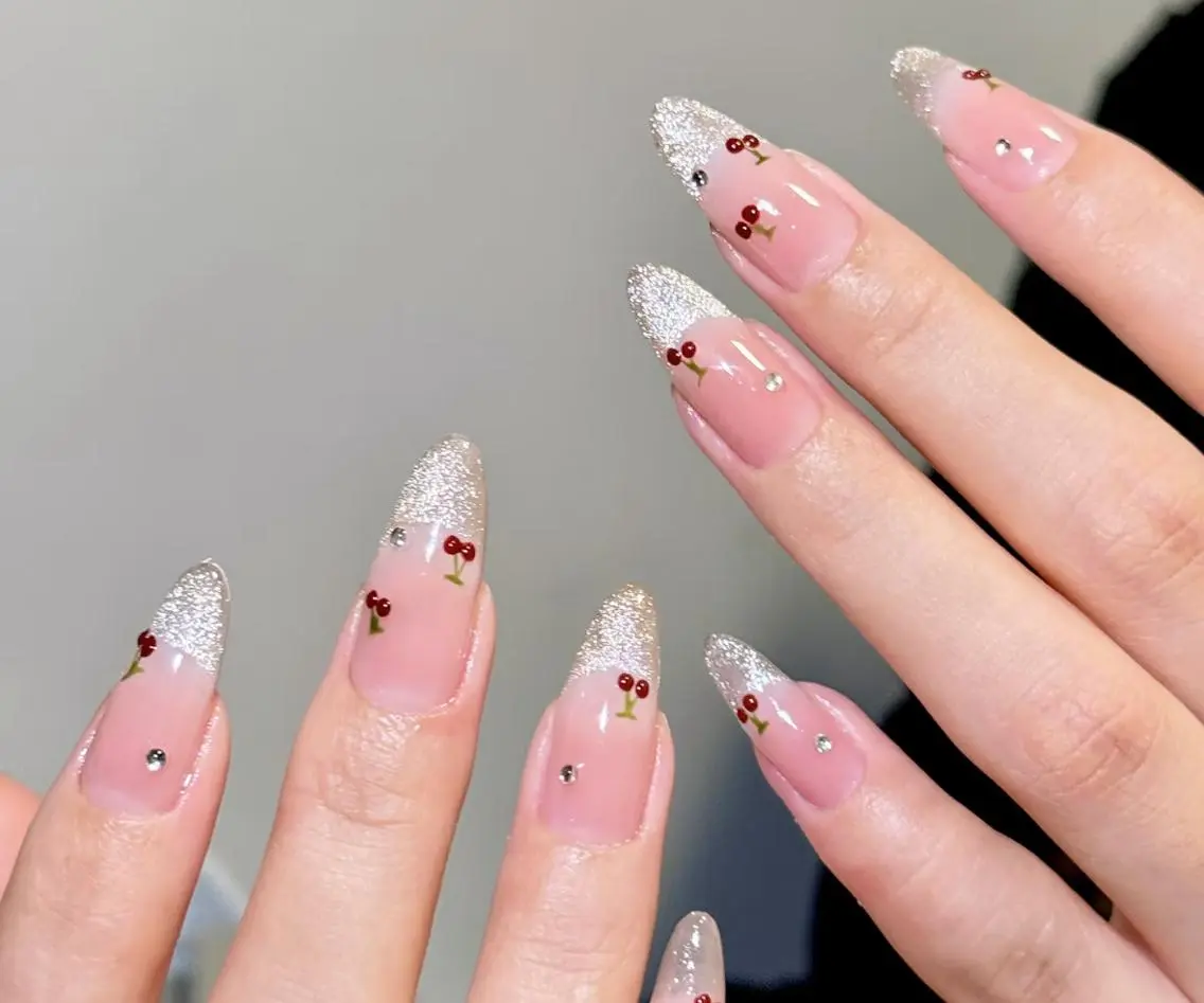 ネイル ハンドネイル 🎀 NaNa_nailのネイルデザイン