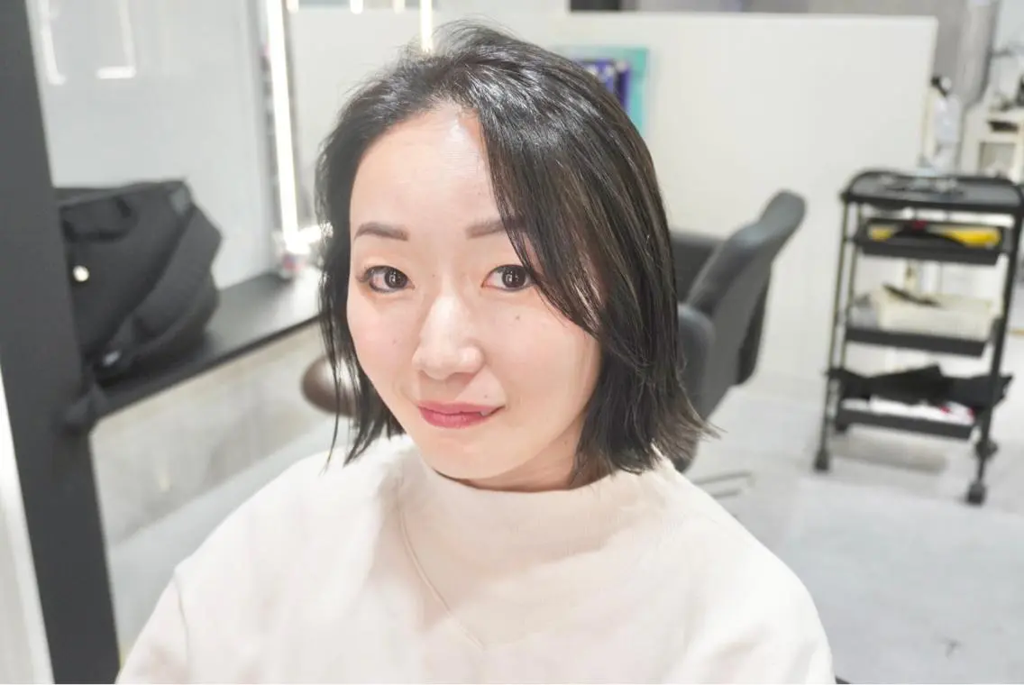 ショート カラー グレージュ ハイライトカラー ボブ ハイライト ミヤザキ ユタカのヘアスタイル