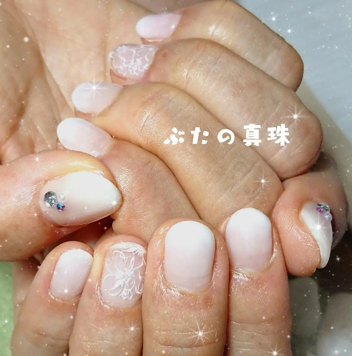 ネイル グラデーション レース ホワイト ハンドネイル 林 珠里のネイルデザイン