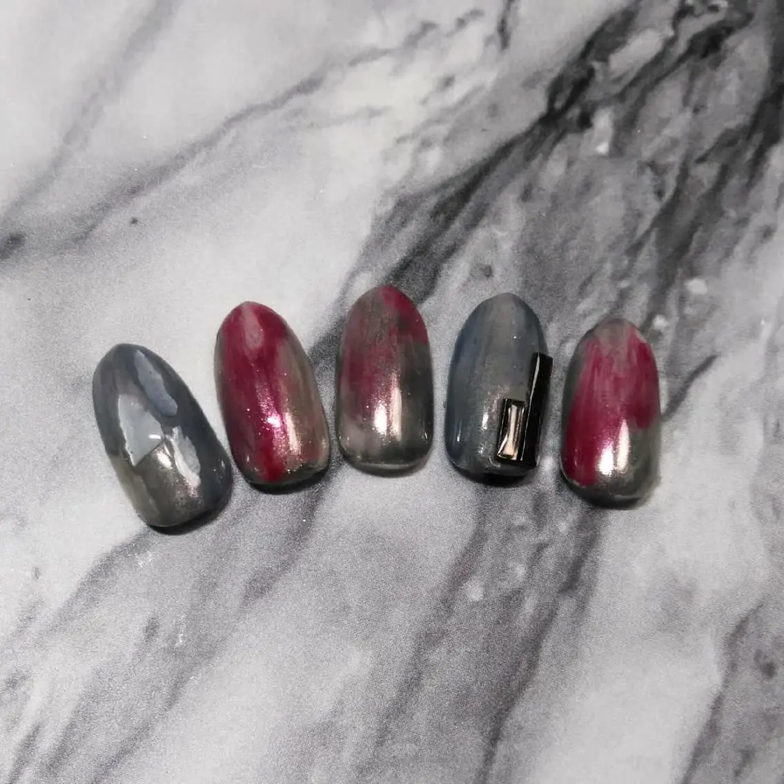 ネイル ミラーネイル ニュアンスネイル ハンドネイル ハンドケア lylynail YUUKAのネイルデザイン
