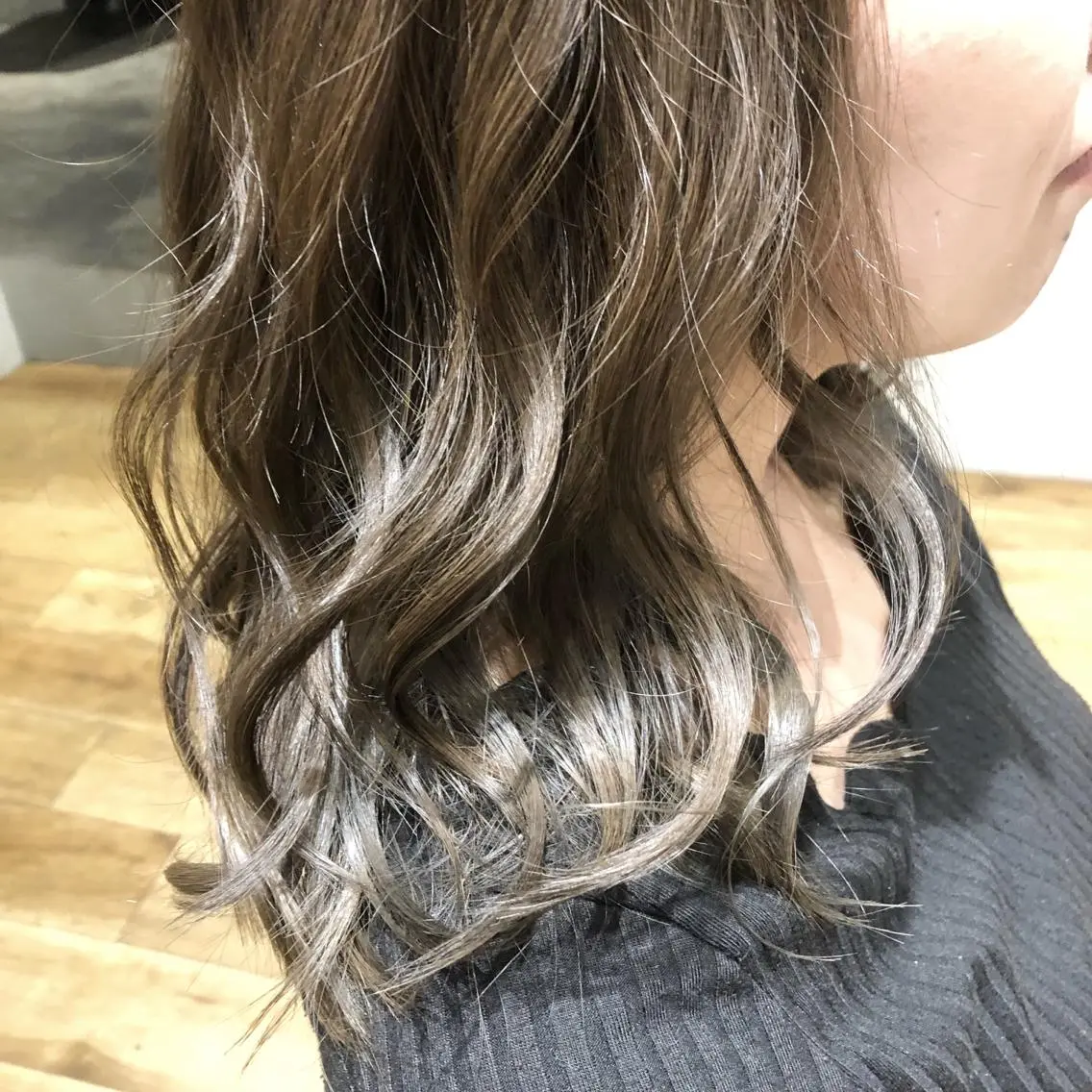 ミディアム カラー 透明感カラー グレージュ ハイライトカラー ハイライト ◇おの あすか◇のヘアスタイル