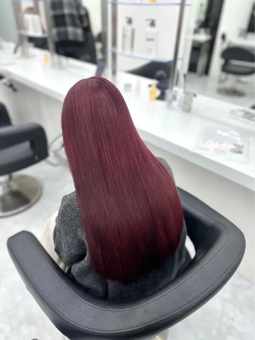 ロング カラー ヘアアレンジ カット ヘアカラー 縮毛矯正 ♥️渋谷の赤髪 トップ/らいる♥️のヘアスタイル