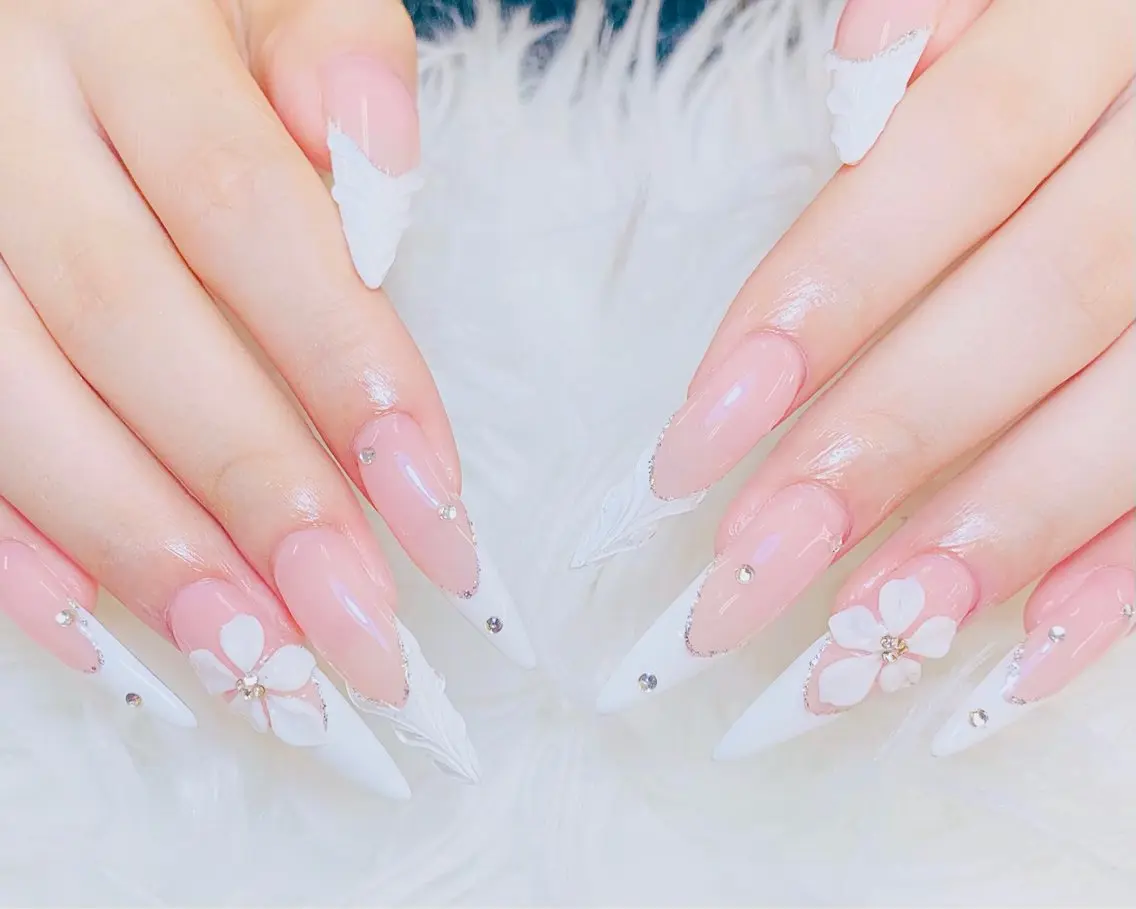 ネイル チークネイル 長さ出し フットネイル 韓国ネイル マグネットネイル ハンドネイル ハンドケア AN NAIL _HOAのネイルデザイン