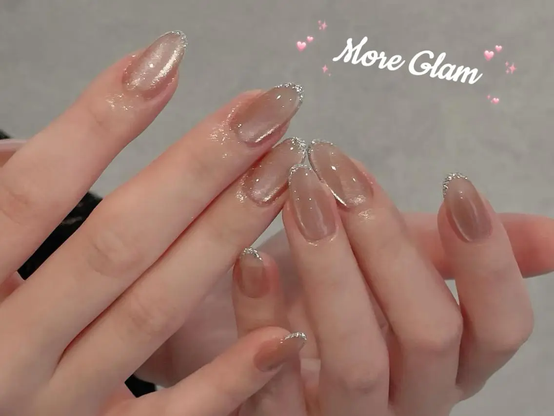 ネイル 長さ出し フットネイル フレンチネイル ジェルネイル ガラスフレンチ MoreGlam Nailsのネイルデザイン