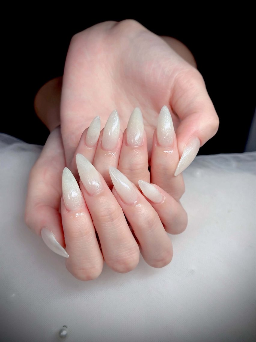 ネイル チークネイル フレンチネイル キラキラネイル 韓国ネイル マグネットネイル ハンドネイル yuuna hbabynailのネイルデザイン