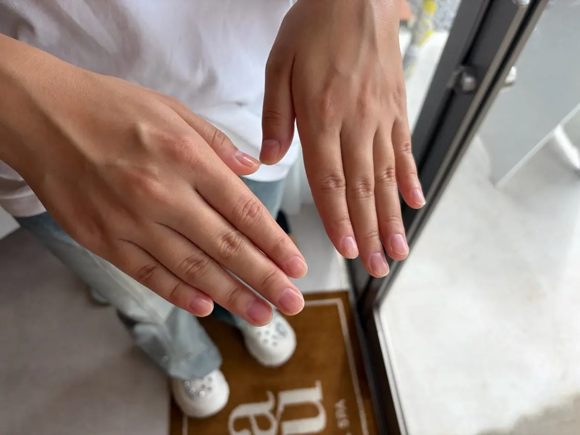 ネイルケア、ハンドトリートメントの写真
